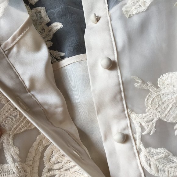 LAST CHANCE Anthropologie Clarence Lace Shirtdress 0, Like new - Picture 9 of 14